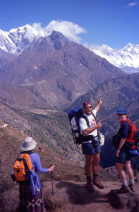 Everest trail from Namche Bazzar, view of Everest day two Peak Freaks